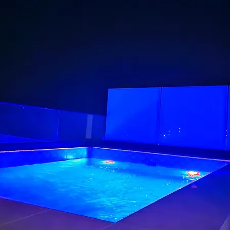 דירה Coastal Retreat Paradise And Sunset View From The Private Pool *