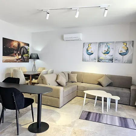 Coastal Retreat Paradise And Sunset View From The Private Pool