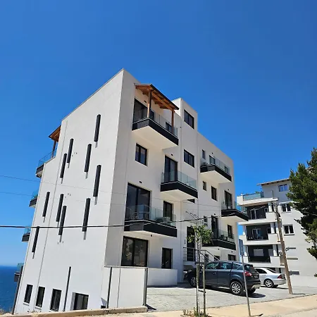 Apartment Coastal Retreat Paradise And Sunset View From The Private Pool Sarandë