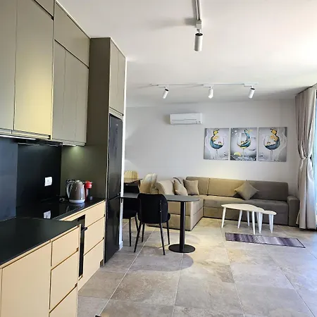 Apartment Coastal Retreat Paradise And Sunset View From The Private Pool Sarande