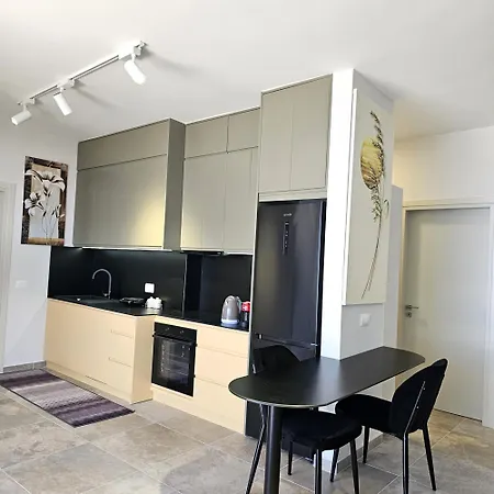 Coastal Retreat Paradise And Sunset View From The Private Pool Apartment Sarandë