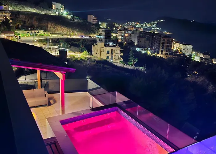 Apartament Coastal Retreat Paradise And Sunset View From The Private Pool