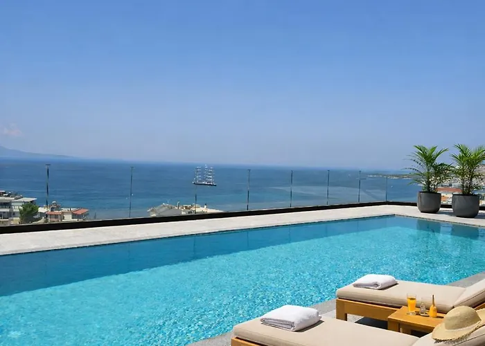 Apartament Coastal Retreat Paradise And Sunset View From The Private Pool *