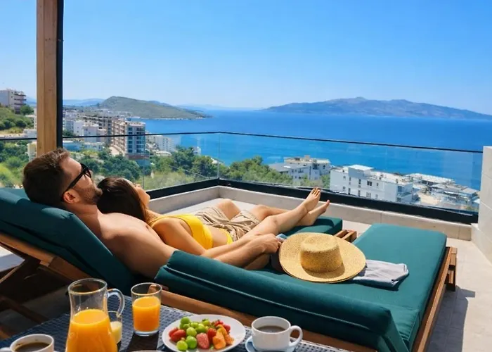 Coastal Retreat Paradise And Sunset View From The Private Pool Daire Saranda