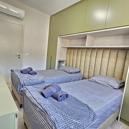 Coastal Retreat Paradise And Sunset View From The Private Pool Sarandë