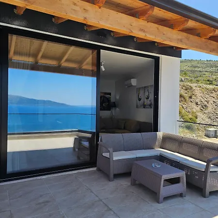 Coastal Retreat Paradise And Sunset View From The Private Pool Appartamento
