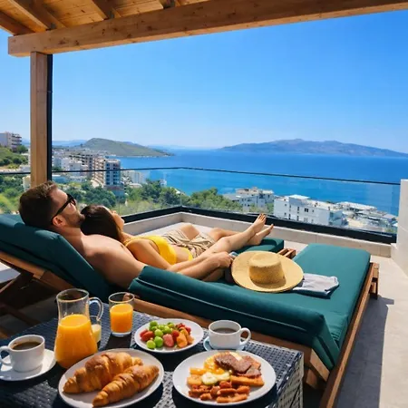 Coastal Retreat Paradise And Sunset View From The Private Pool Appartement Sarandë