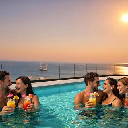 Coastal Retreat Paradise And Sunset View From The Private Pool