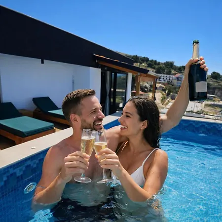 Appartement Coastal Retreat Paradise And Sunset View From The Private Pool *