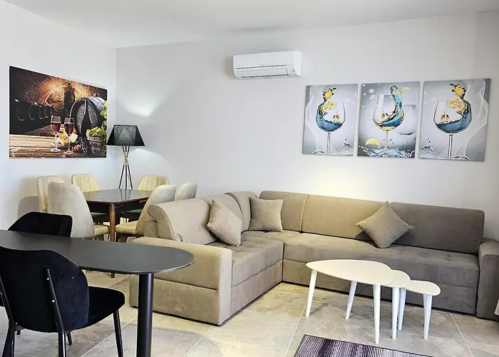 Coastal Retreat Paradise And Sunset View From The Private Pool