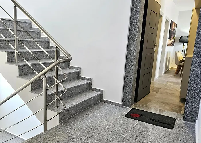 Coastal Retreat Paradise And Sunset View From The Private Pool